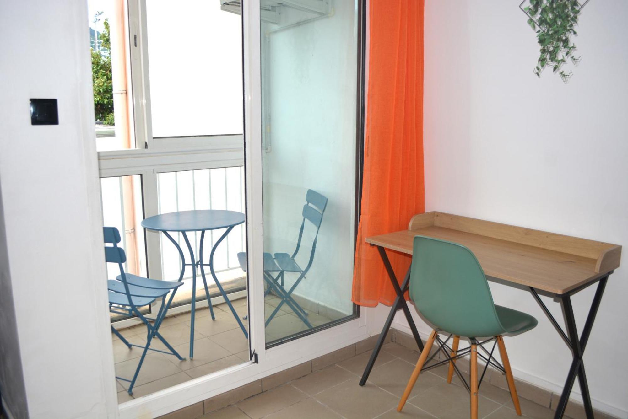 Comme Chez Soi - Studio Tout Equipe - By Sister Home Saint-Denis Buitenkant foto